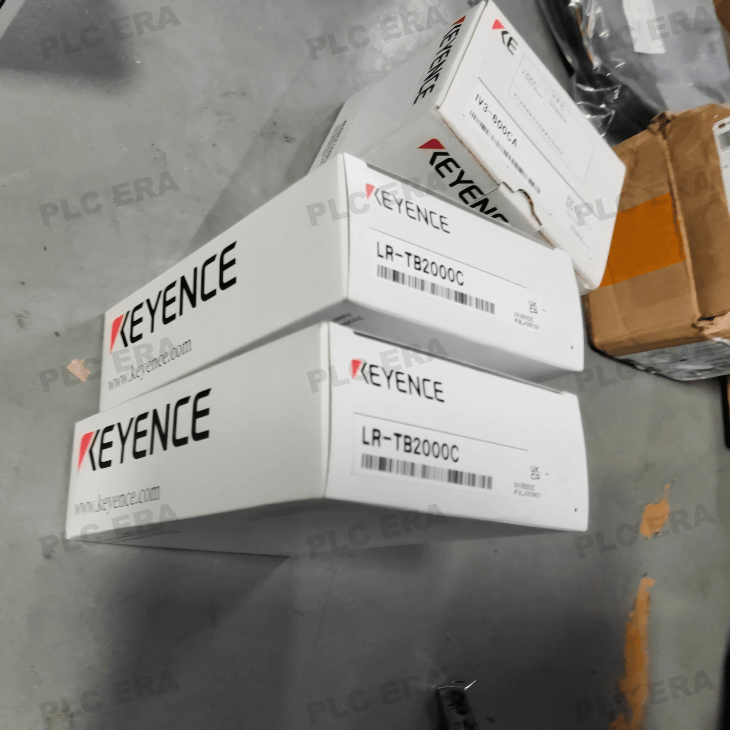Keyence LR - TB2000C Self - contained TOF Laser Sensor 2m M12 Class 2 - PLC ERA