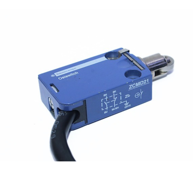 TELEMECANIQUE ZCMD21 XC Standard limit switch body, 1NC+1NO, silver contacts, snap-action mechanism, industrial position detection, durable construction for automation, conveyors, and machinery.