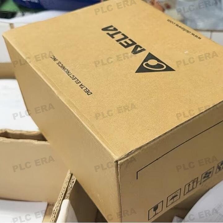DOP-B05S111 5.6-Inch HMI Touchscreen 320x234 Serial | Delta - PLC ERA