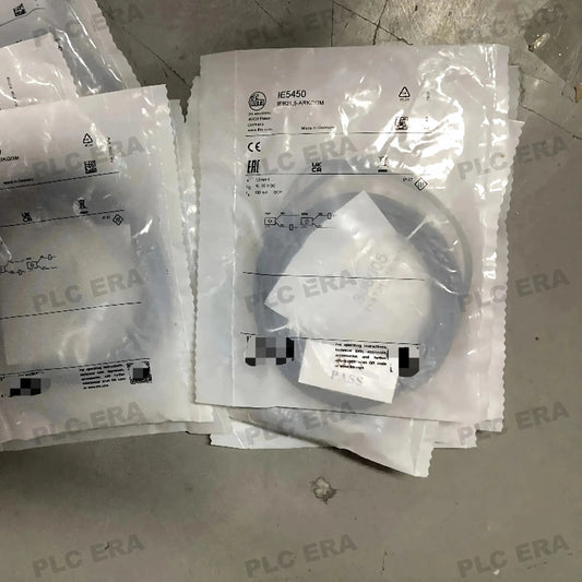 Original New IFM IE5450 M12 inductive proximity sensor PNP NO front view