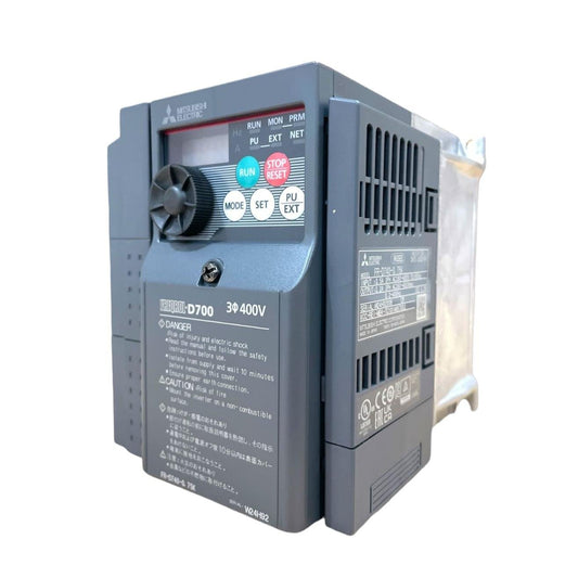 Original New Mitsubishi Electric FR-D740-0.75K FREQROL-D700 0.75kW 3-phase inverter front view