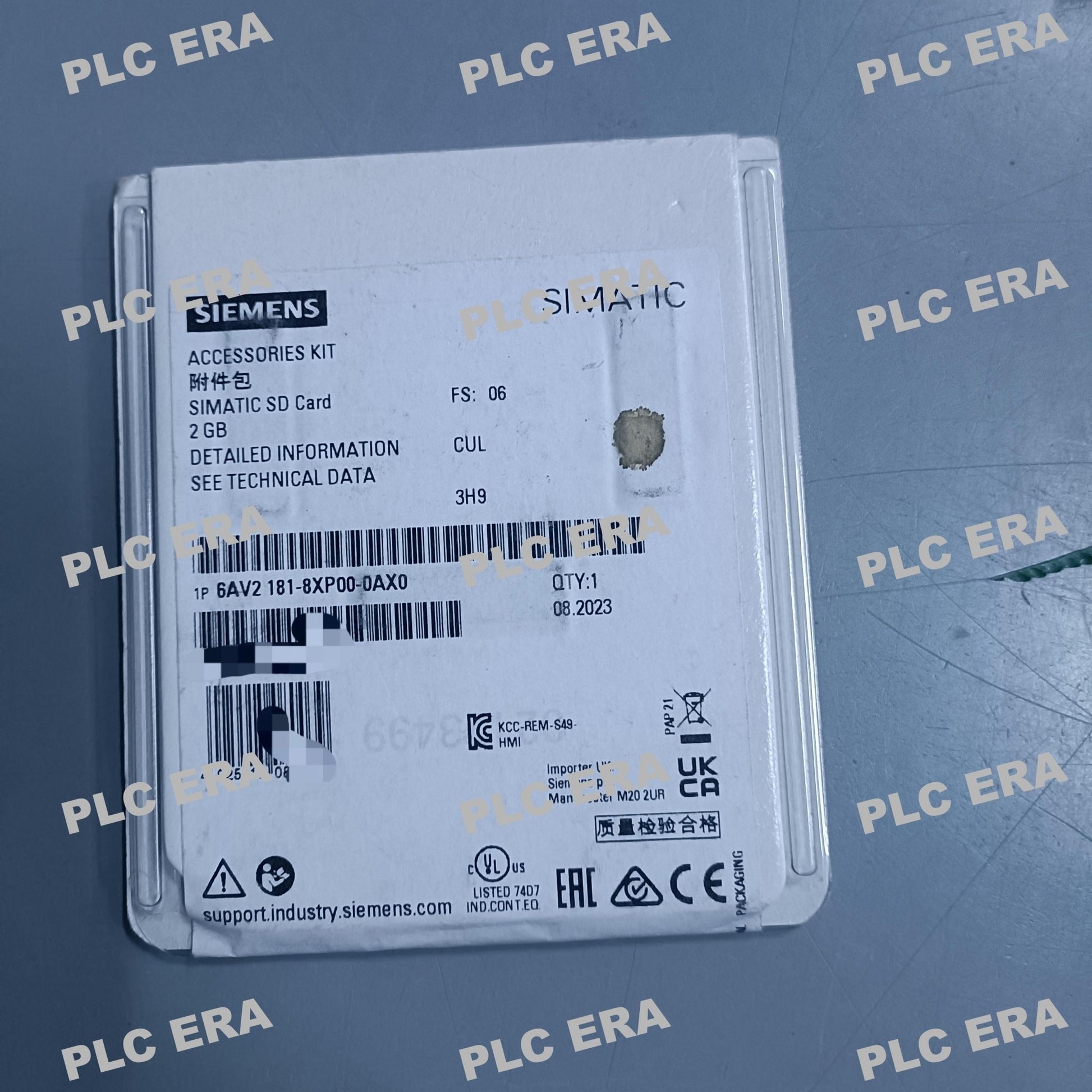 Siemens 2GB SD card 6AV2181-8XP00-0AX0 front view