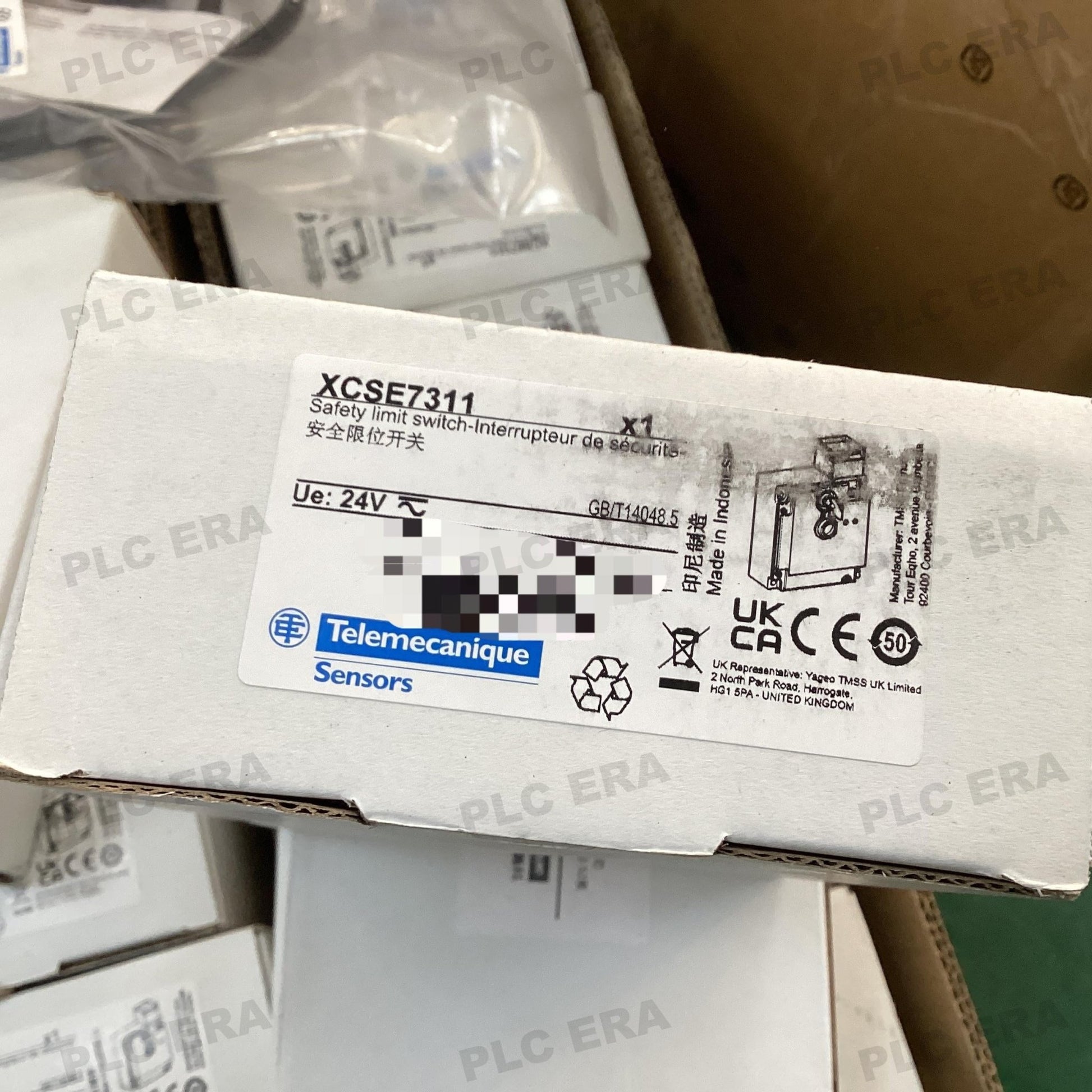 Telemecanique XCSE7311 XCSE Metal Safety Switch, 24V, 2NC+1NO - PLC ERA